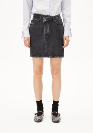 ARMEDANGELS AACAMARI Denim Skirt Regular Fit made of Organic Cotton Mix Star Dust | ITRGKS-104