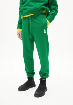 ARMEDANGELS AAIKE ICONIC CAPSULE Heavyweight Sweat Pants Regular Fit made of Organic Cotton Mix Verde | WUDTNB-860