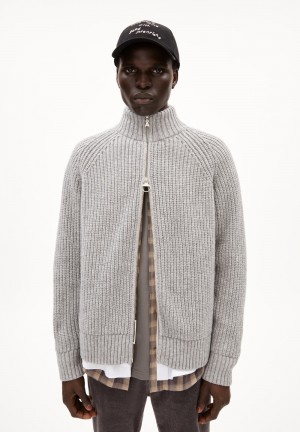 ARMEDANGELS ALJOSCHAA Sweater Relaxed Fit made of Organic Wool Mix Gris Claro | ZOGLTN-908