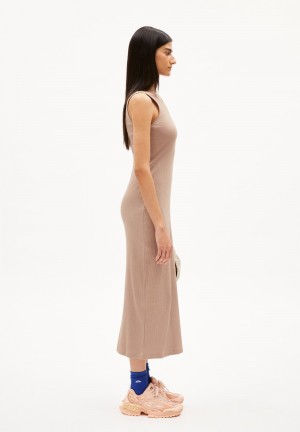ARMEDANGELS ESILAA Rib-Jersey Dress Slim Fit made of Organic Cotton Mix Cinnamon Dust | NIFBUC-398