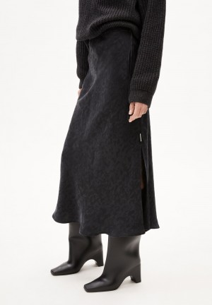 ARMEDANGELS GRAATIA JACQ Woven Skirt Regular Fit made of TENCEL™ Lyocell Mix Negras | INLCWV-012