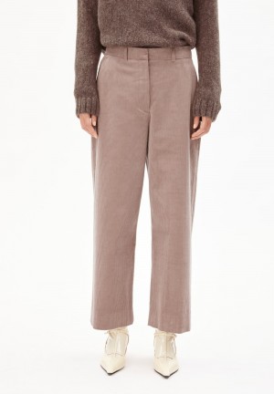 ARMEDANGELS JAALMA CORDUROY Woven Pants made of Organic Cotton Mix Cinnamon Dust | OKJTNR-342