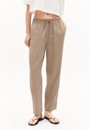 ARMEDANGELS KAADIA TAPERED LINO Woven Pants made of Linen-Mix Cinnamon Dust | TPEDAN-361