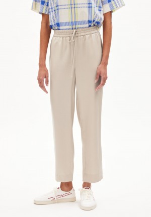 ARMEDANGELS KAADIA TAPERED Woven Pants made of TENCEL™ x REFIBRA™ Lyocell Sand Stone | YGIULJ-467