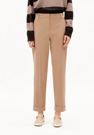 ARMEDANGELS KAADWI Chino Pants made of Organic Cotton Mix Cinnamon Dust | YBPLOJ-410