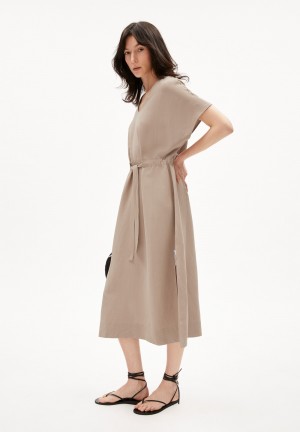 ARMEDANGELS MAAHALIANA LINO Woven Dress Relaxed Fit made of Linen-Mix Cinnamon Dust | UAOFBD-241