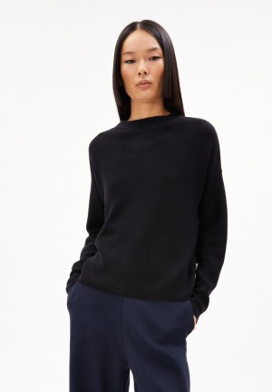 ARMEDANGELS MERINAA LINKS LINKS Sweater Loose Fit made of Organic Cotton Oatmilk | WIEAML-372