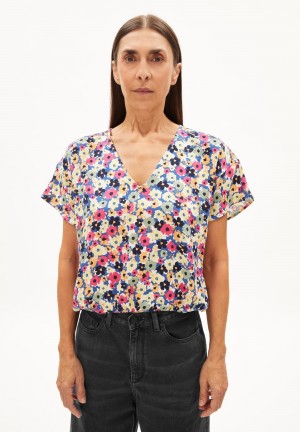 ARMEDANGELS NAADINE PAINTED BLOOM Blouse Oversized Fit made of LENZING™ ECOVERO™ Viscose Blueniverse | YPXAES-108