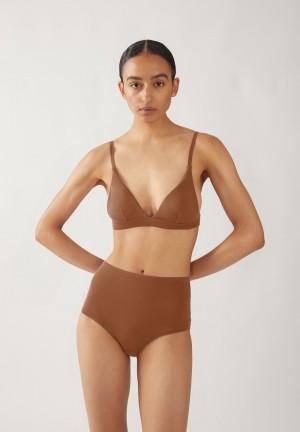 ARMEDANGELS OSAAM Triangle Bralette made of TENCEL™ Modal Mix Nutshell | NTVJOH-910