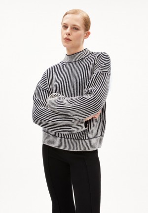 ARMEDANGELS SADNAA VANISEE Sweater Loose Fit made of Organic Wool Mix Black-oatmilk | FDORTS-204