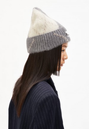 ARMEDANGELS SNOWAA ARGYLE Beanie made of Mohair Wool Mix Iron Cast-oatmilk | THMKFO-358