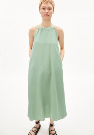 ARMEDANGELS THORAA Woven Dress Regular Fit made of TENCEL™ Lyocell Verde | YBIZSO-341